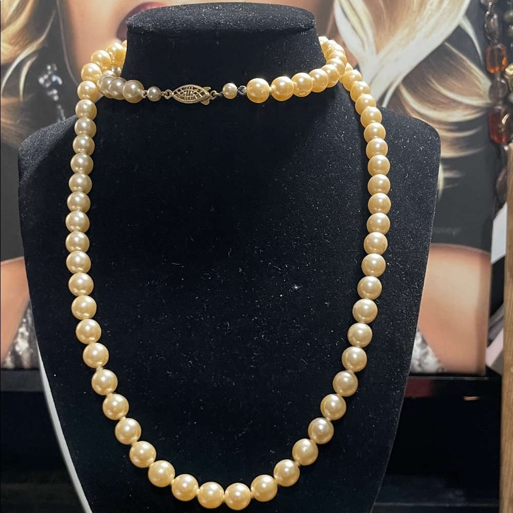 Vintage Gold Glass Pearl Necklace